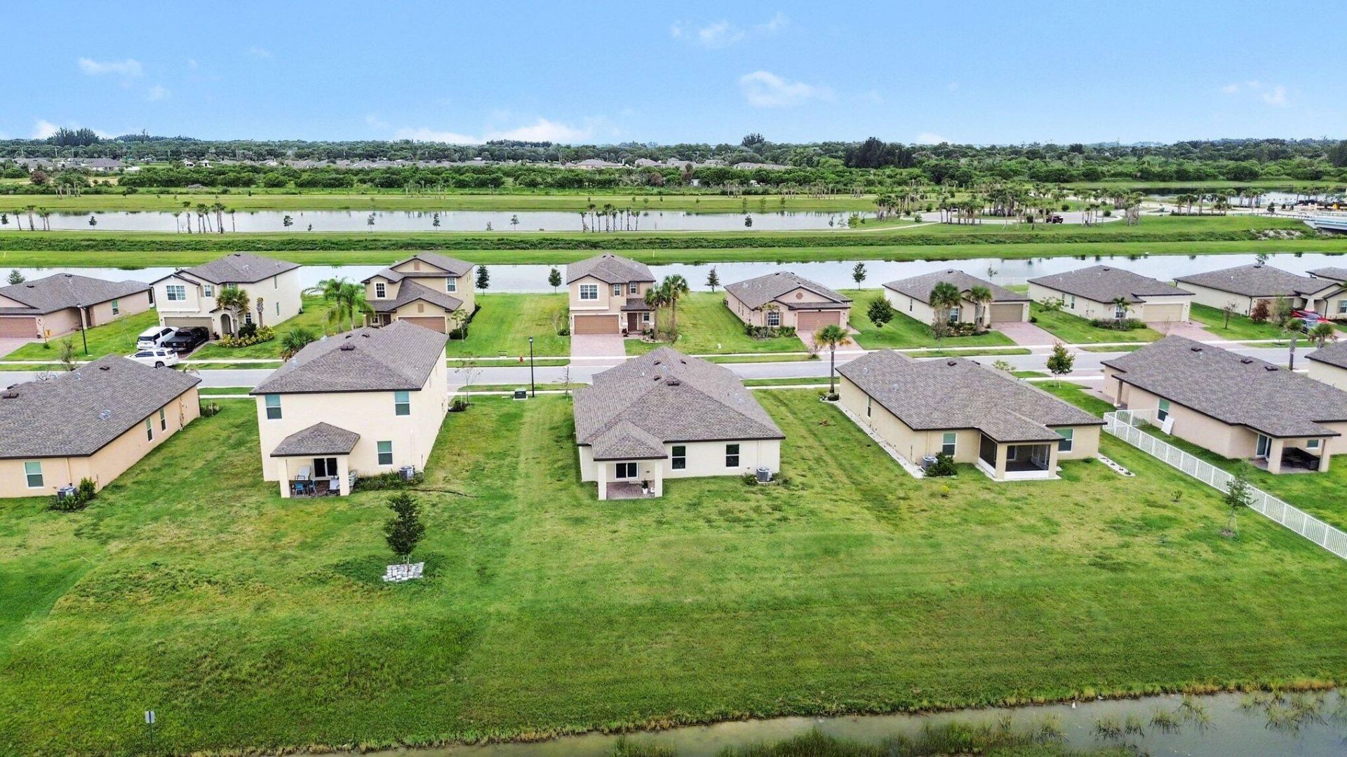 969 Bent Creek Drive, Fort Pierce, FL 34947 Photo