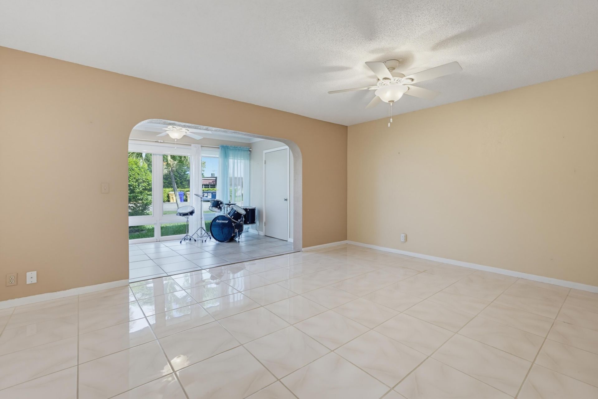 676 Laconia Circle, Unit B, Lake Worth, FL 33467 Photo