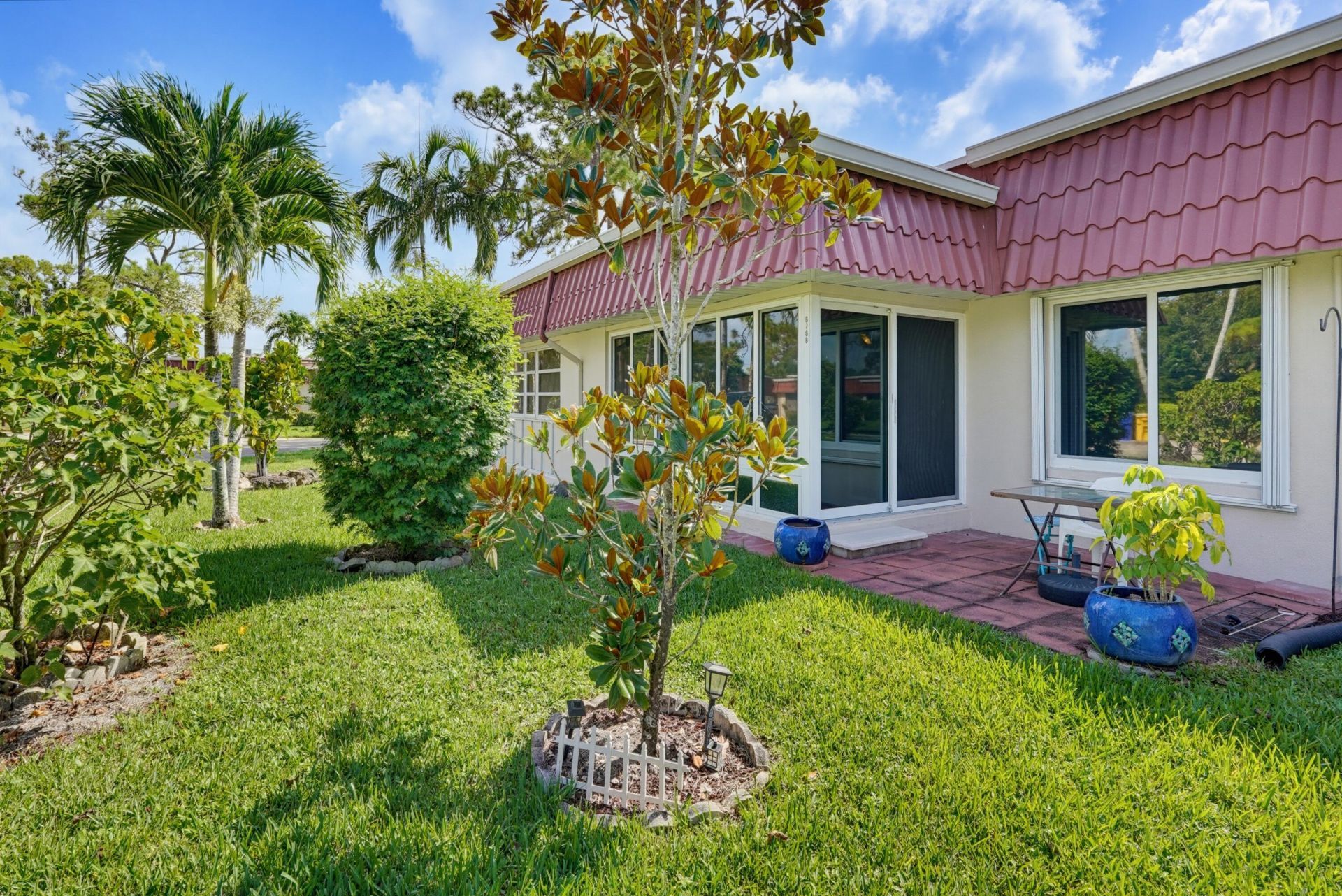 676 Laconia Circle, Unit B, Lake Worth, FL 33467 Photo