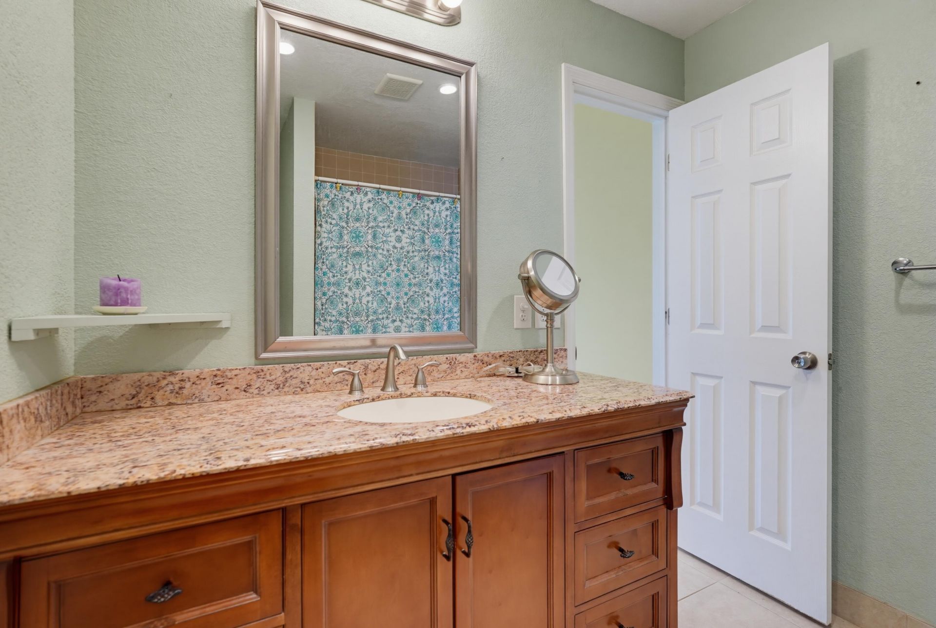 676 Laconia Circle, Unit B, Lake Worth, FL 33467 Photo