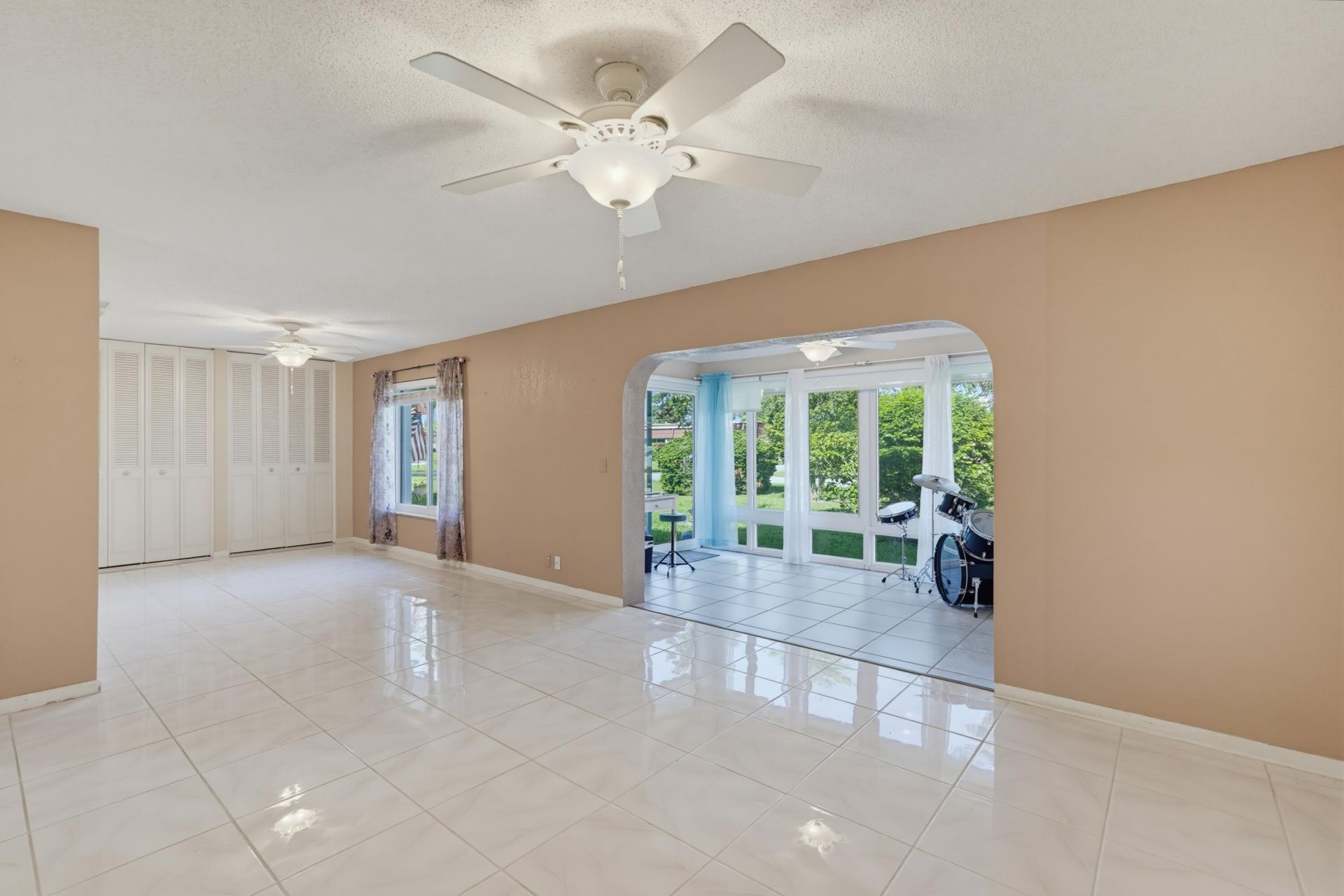 676 Laconia Circle, Unit B, Lake Worth, FL 33467 Photo