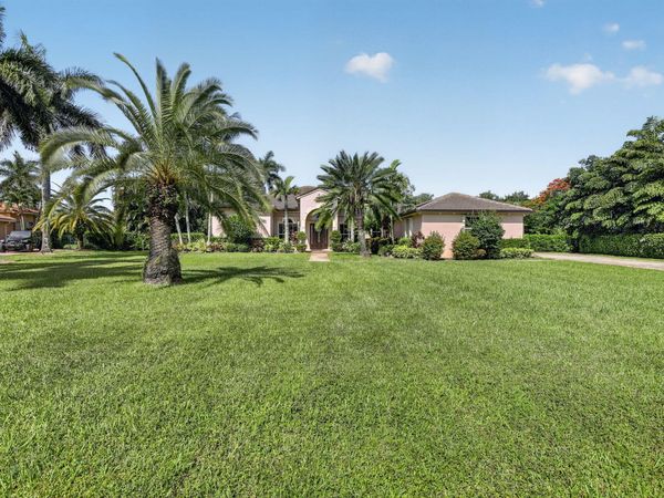 3143 SW 141st Terrace, Davie, FL 33330
