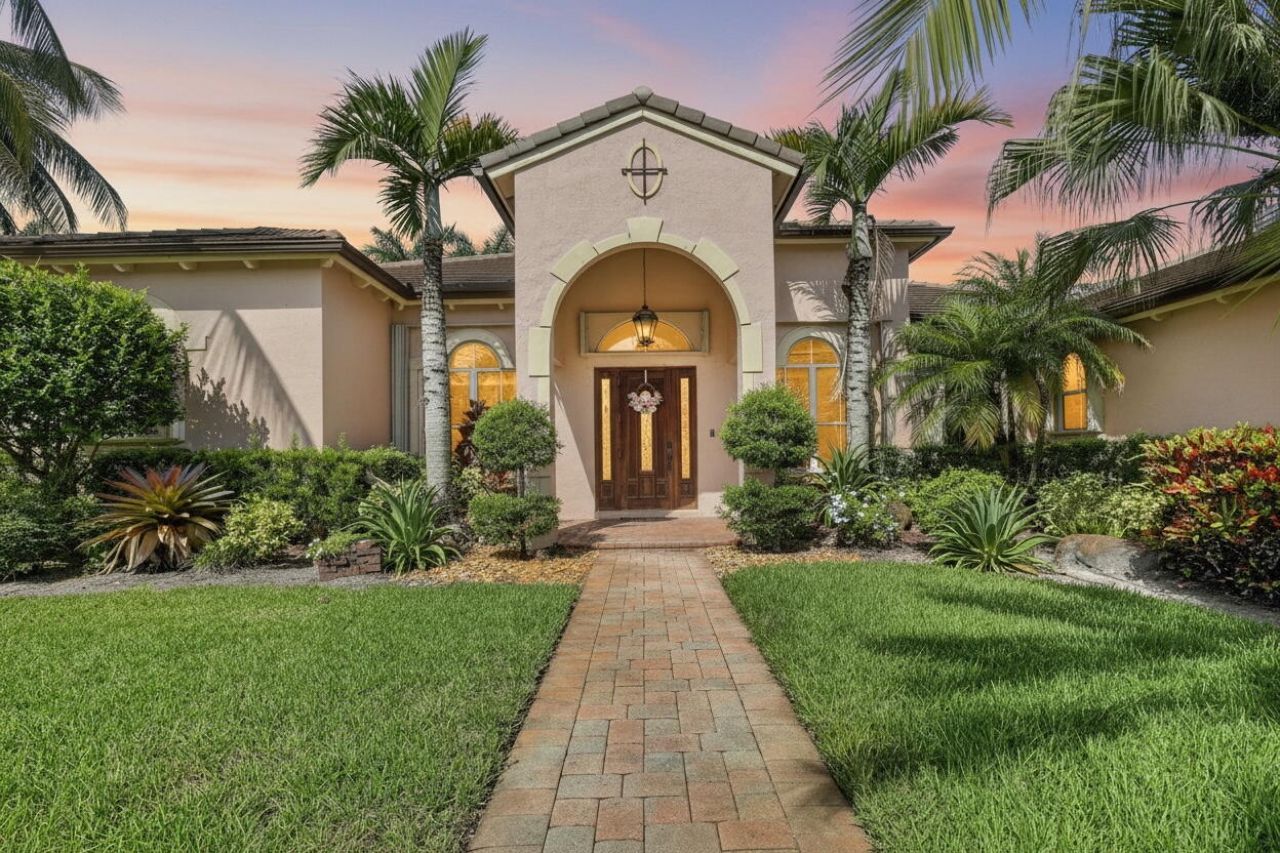3143 SW 141st Terrace, Davie, FL 33330 Photo