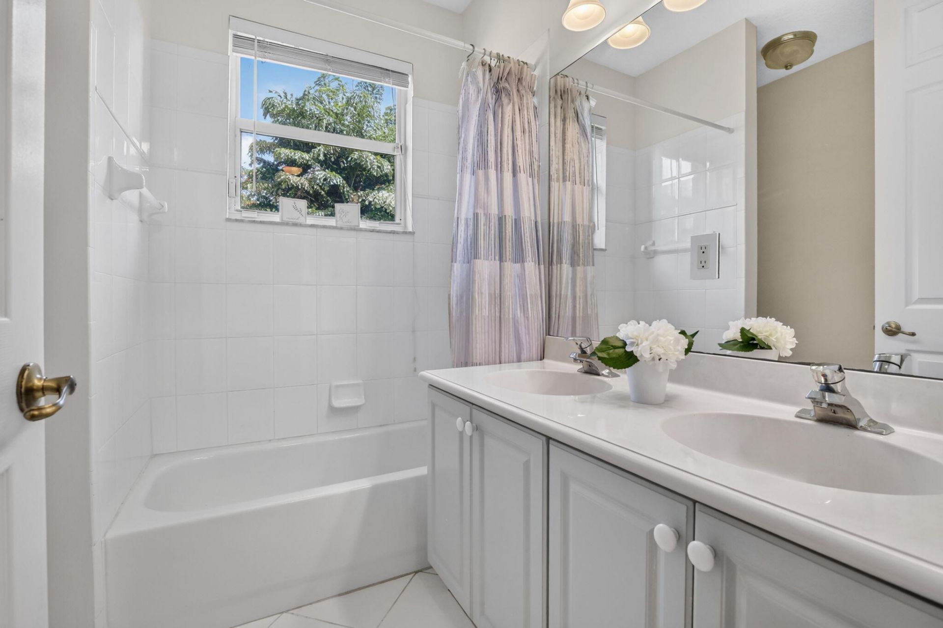 3143 SW 141st Terrace, Davie, FL 33330 Photo