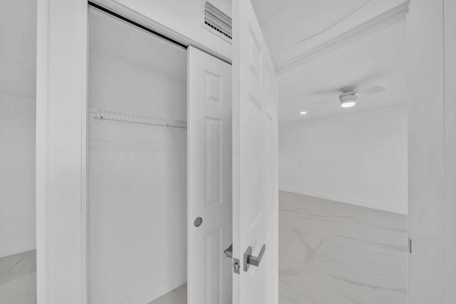 9880 Marina Boulevard, Unit 1536, Boca Raton, FL 33428 Photo