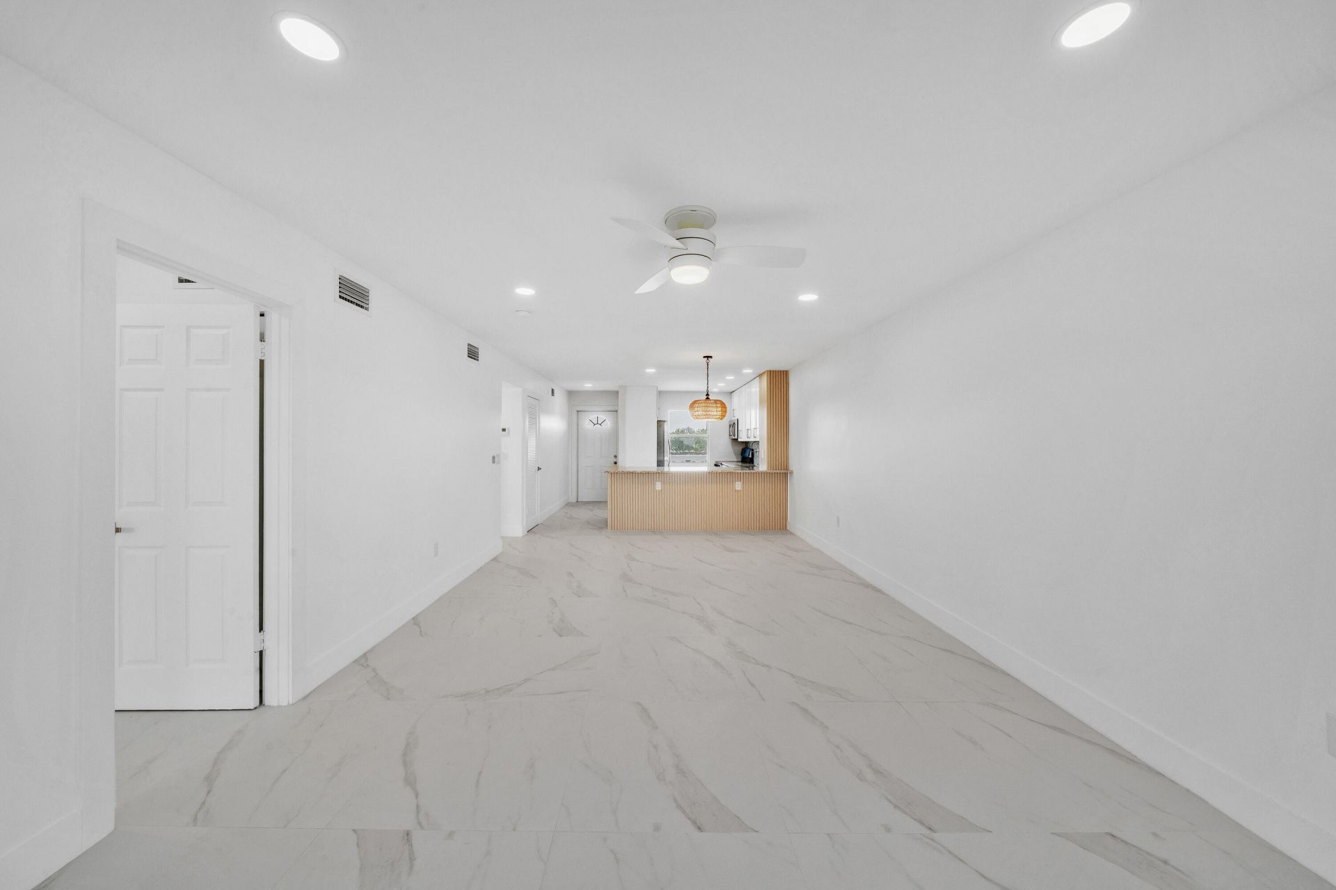 9880 Marina Boulevard, Unit 1536, Boca Raton, FL 33428 Photo