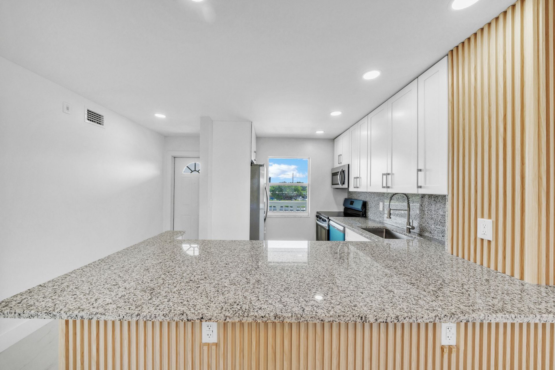9880 Marina Boulevard, Unit 1536, Boca Raton, FL 33428 Photo