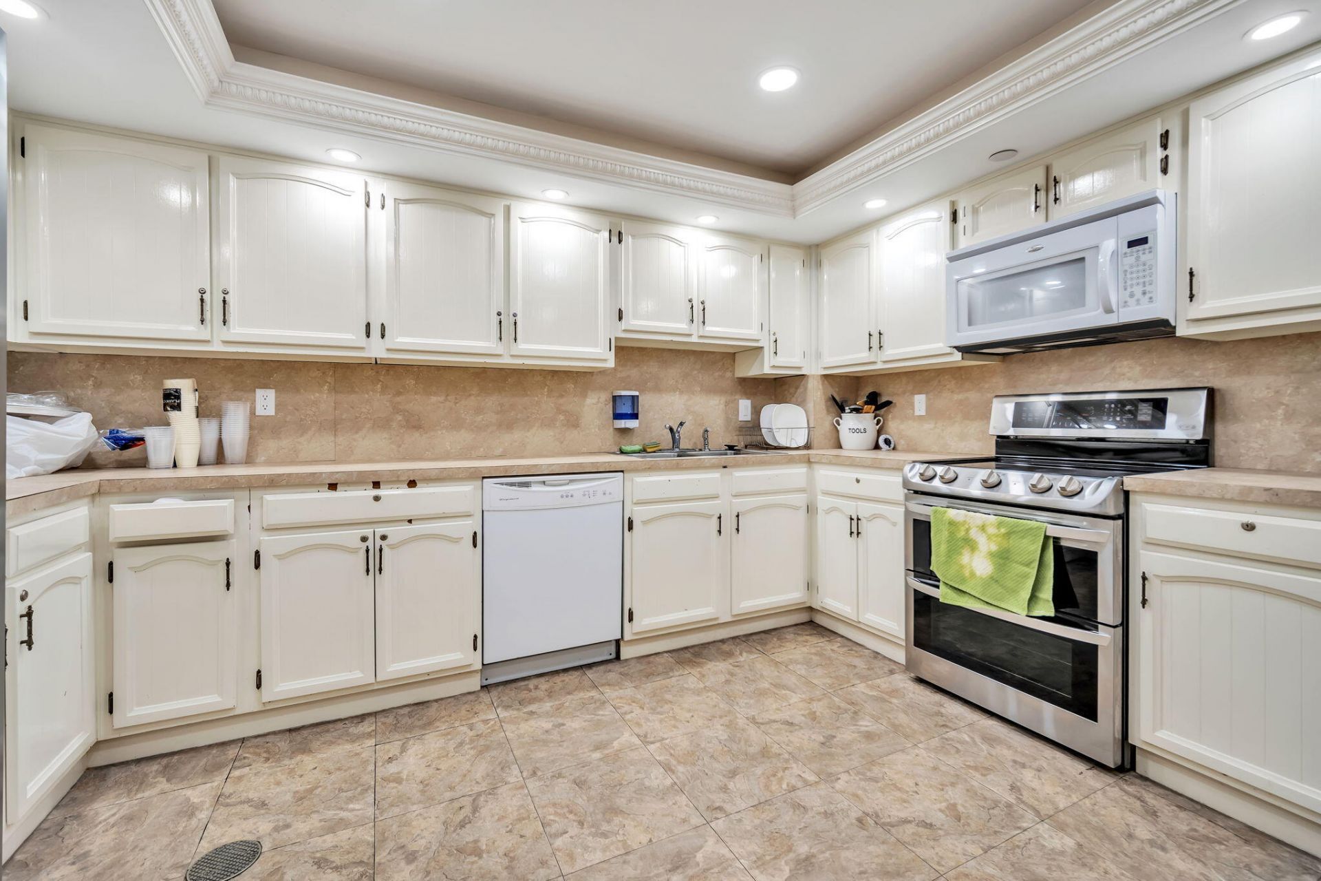 3200 Port Royale Drive N, Unit 902, Fort Lauderdale, FL 33308 Photo