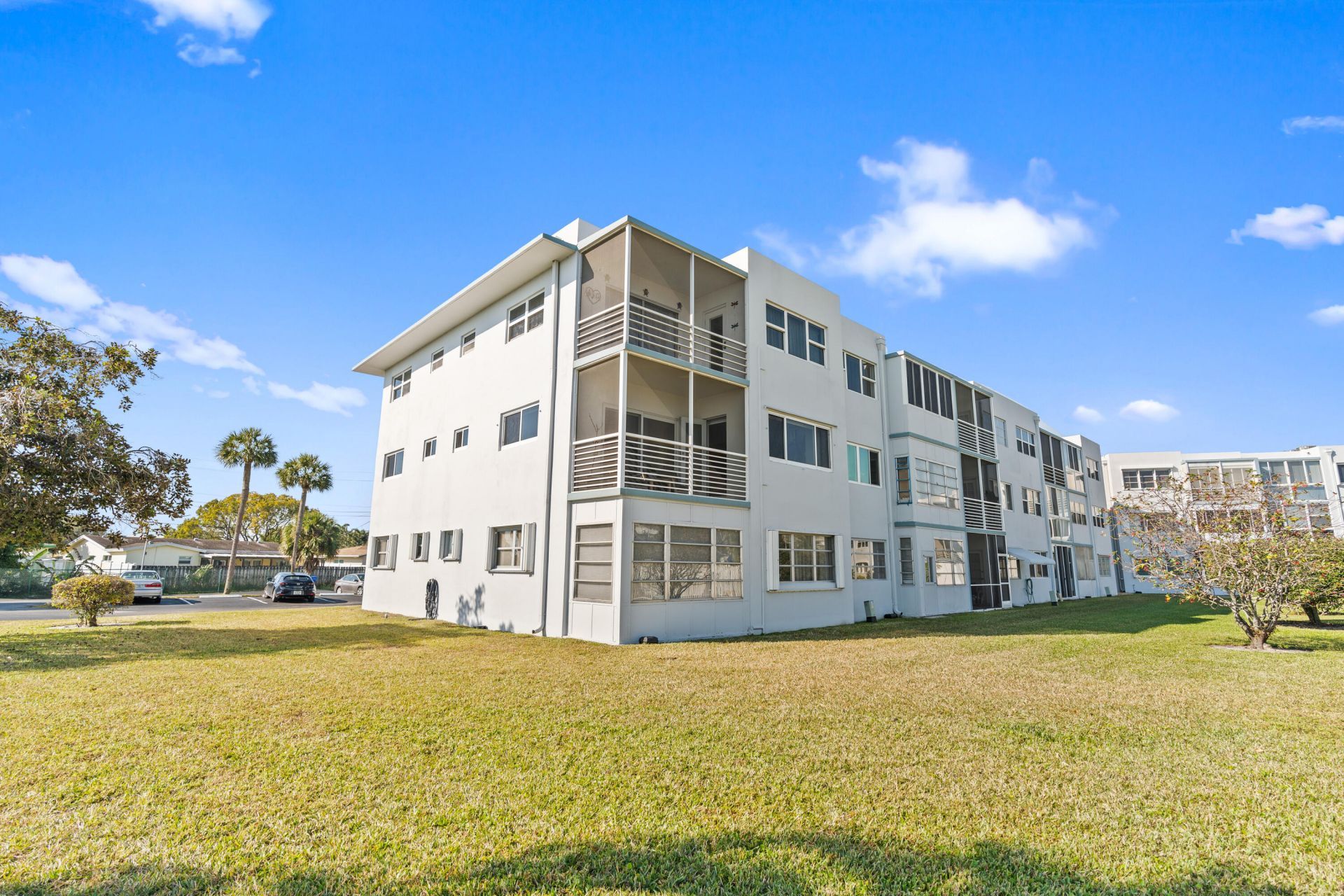 2223 Park Lane, Unit 210, Hollywood, FL 33021 Photo