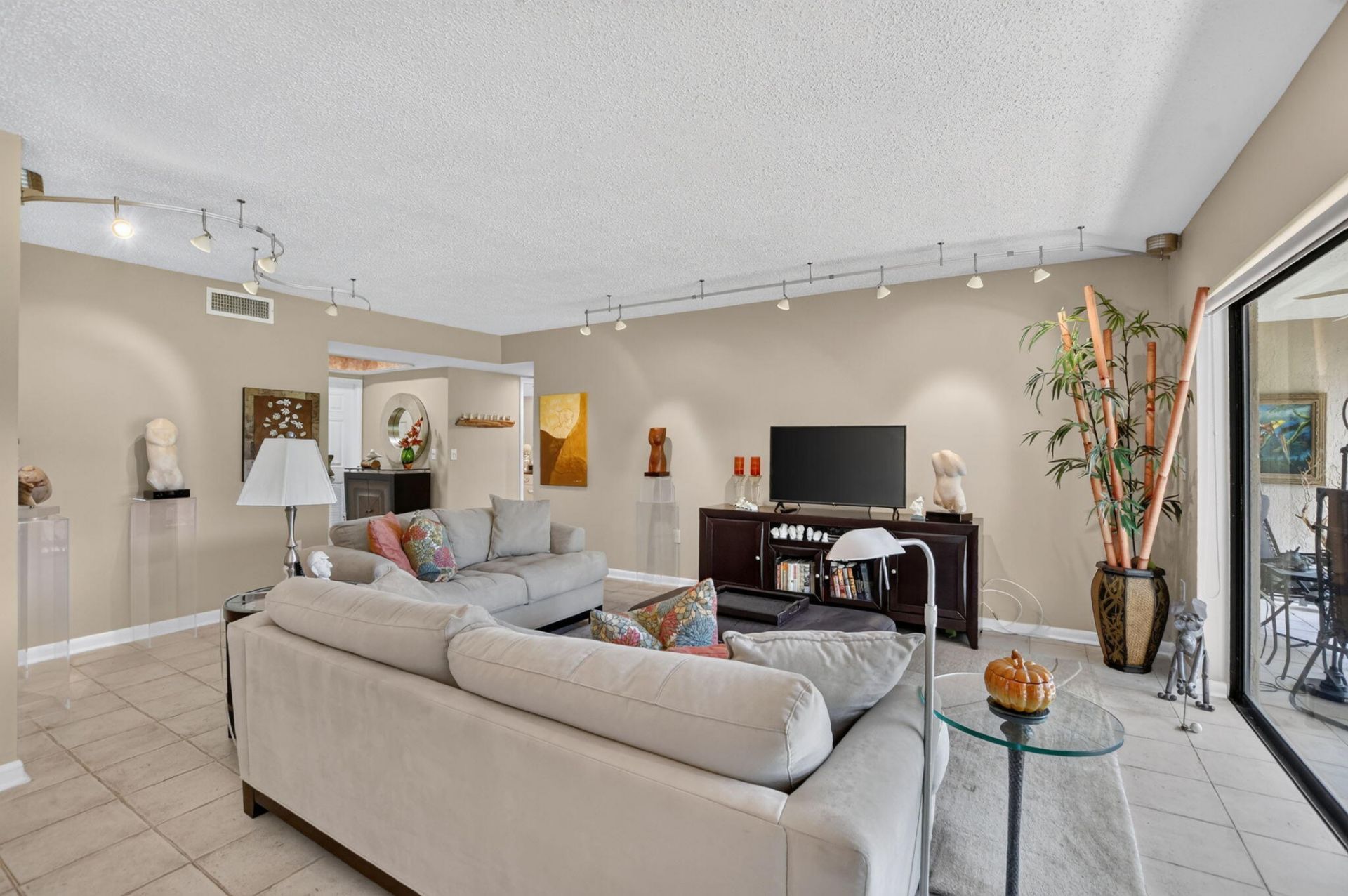 6852 Willow Wood Drive, Unit 505, Boca Raton, FL 33434 Photo
