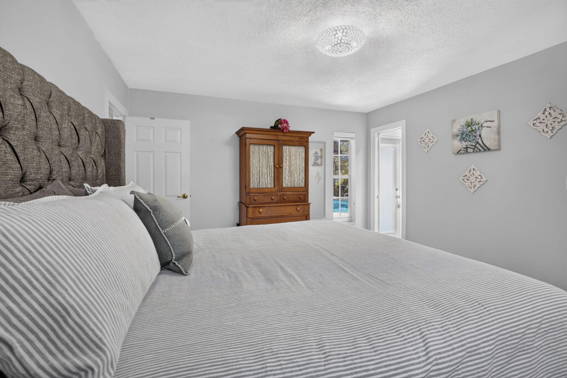 1851 NW 106th Avenue, Pembroke Pines, FL 33026 Photo