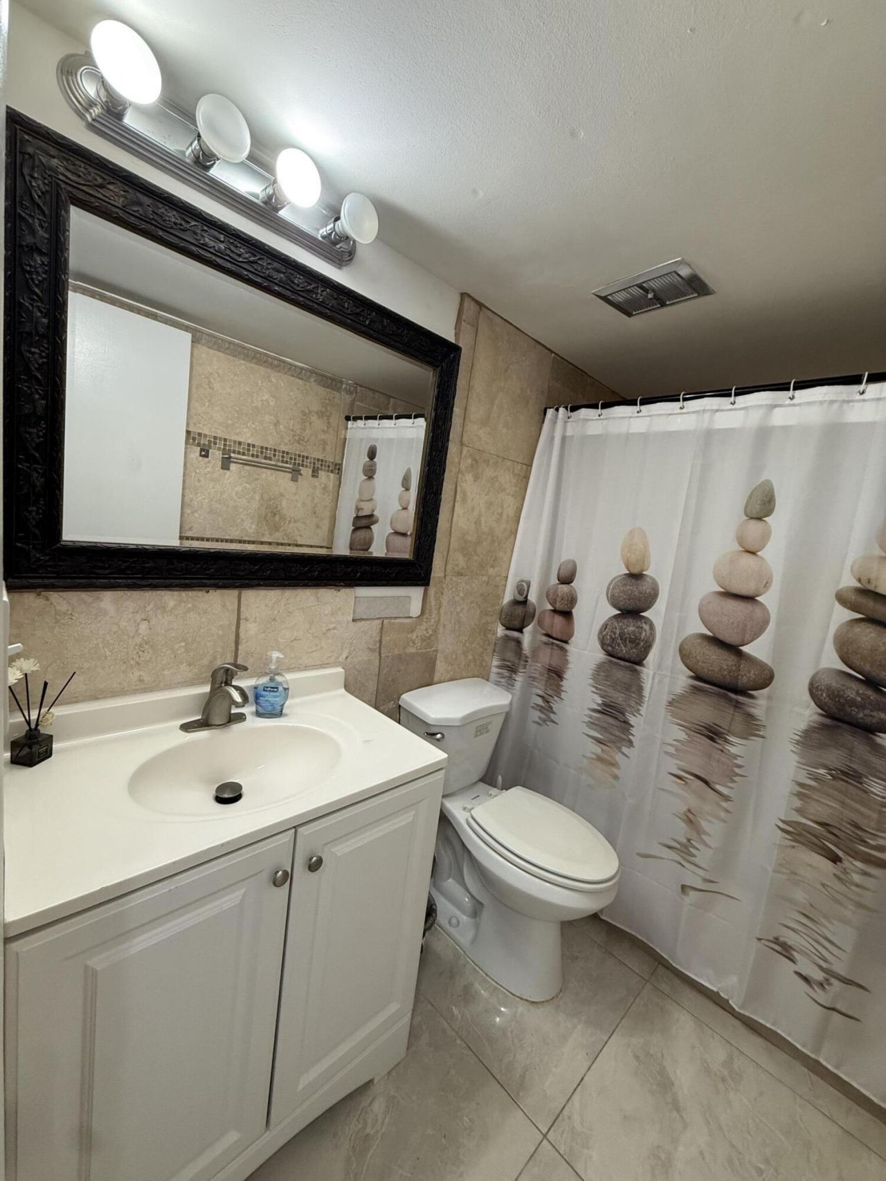 22 Golfs Edge, Unit B, West Palm Beach, FL 33417 Photo