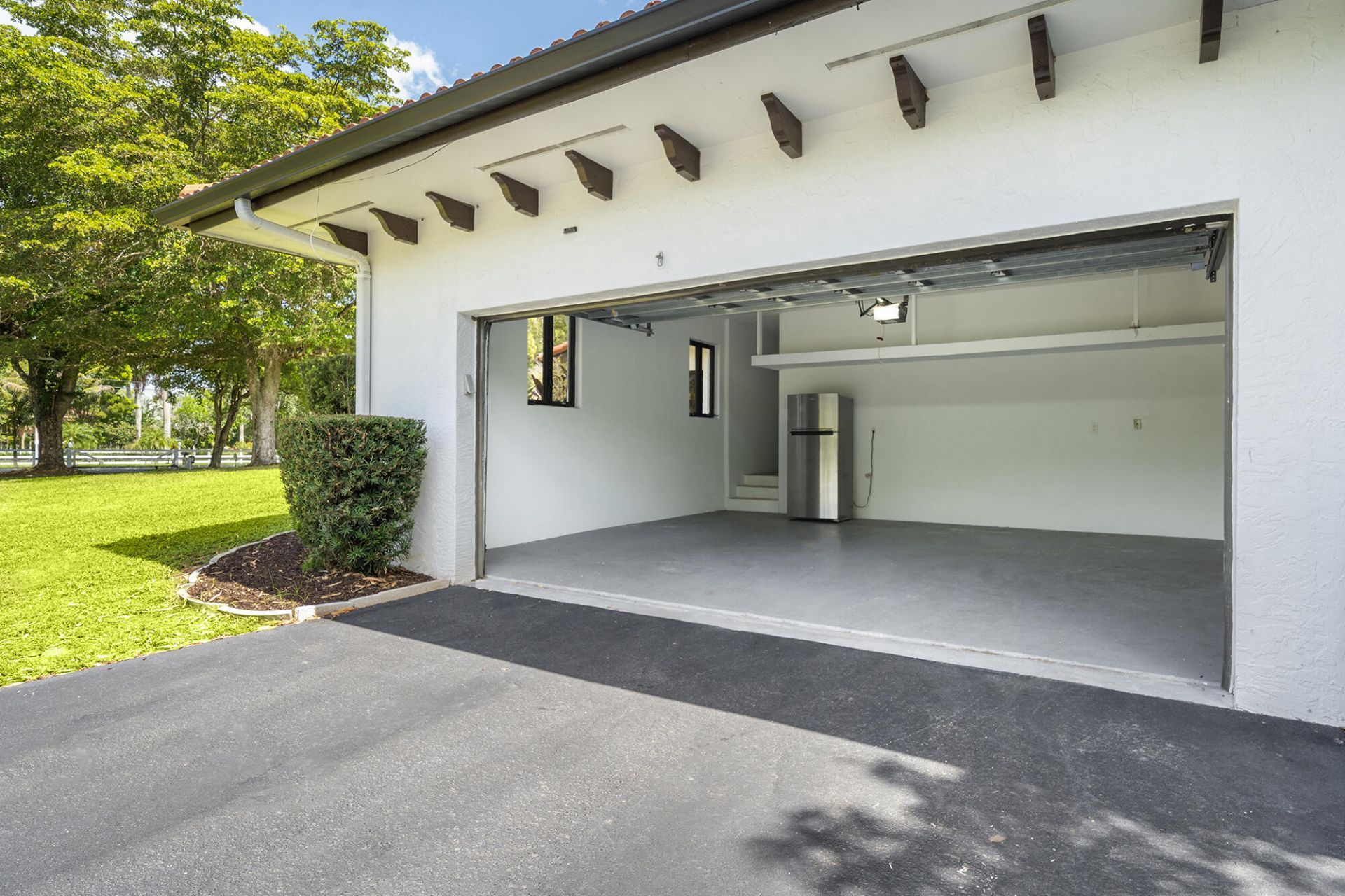 4950 SW 145th Avenue, Southwest Ranches, FL 33330 Photo