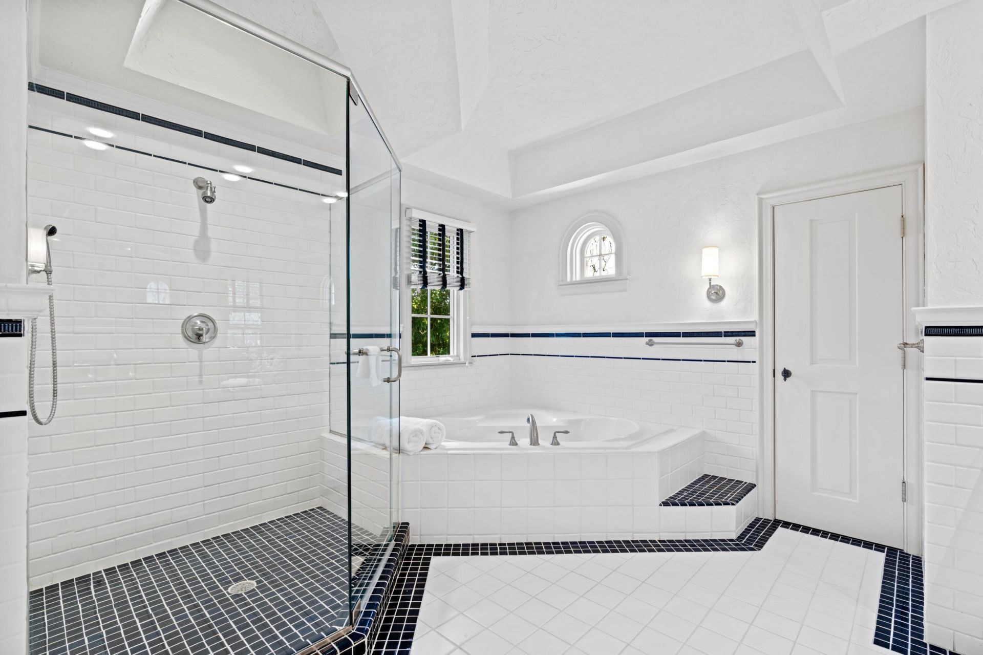 308 Barcelona Road, West Palm Beach, FL 33401 Photo