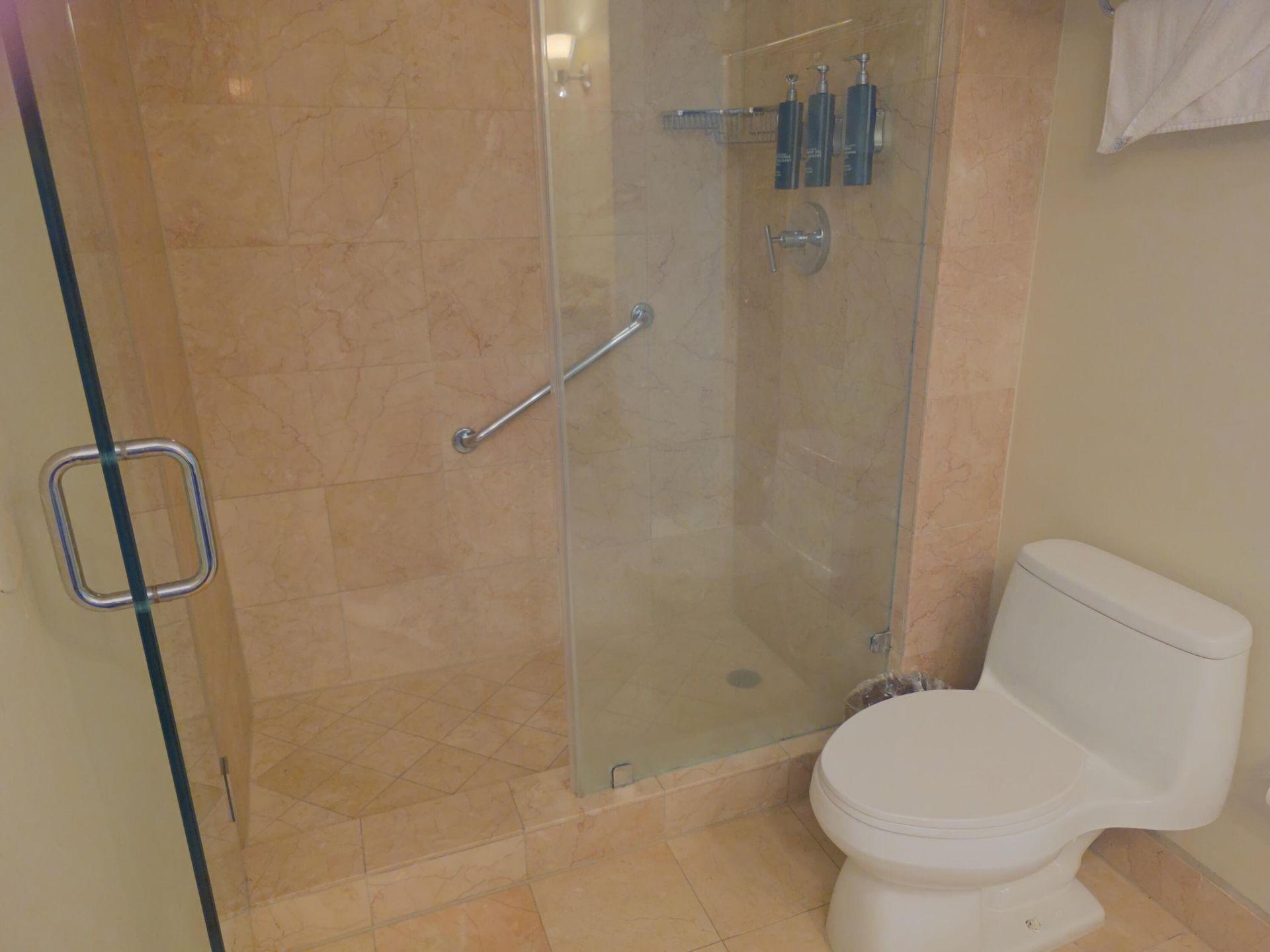 2670 E Sunrise Boulevard, Unit 915, Fort Lauderdale, FL 33304 Photo