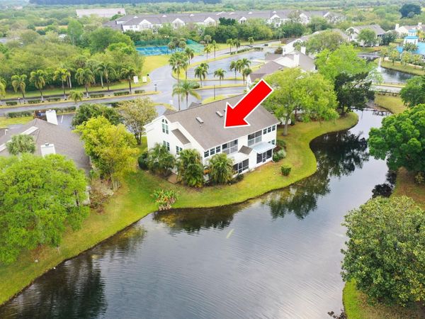 1975 Westminster Circle, Unit 4, Vero Beach, FL 32966