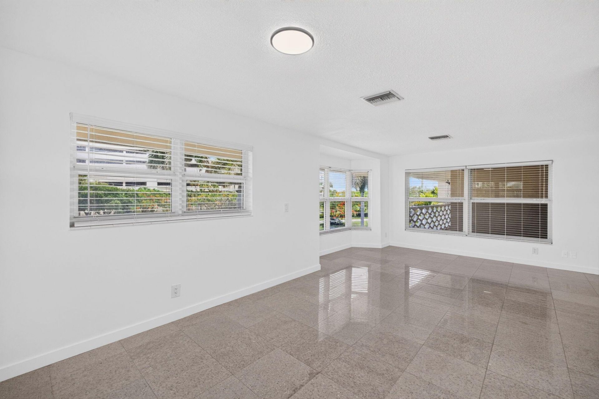 4836 NE 23rd Avenue, Unit 31, Fort Lauderdale, FL 33308 Photo