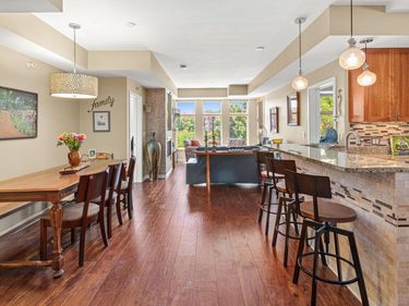 501 Main Street N, Unit 202, Stillwater, MN 55082