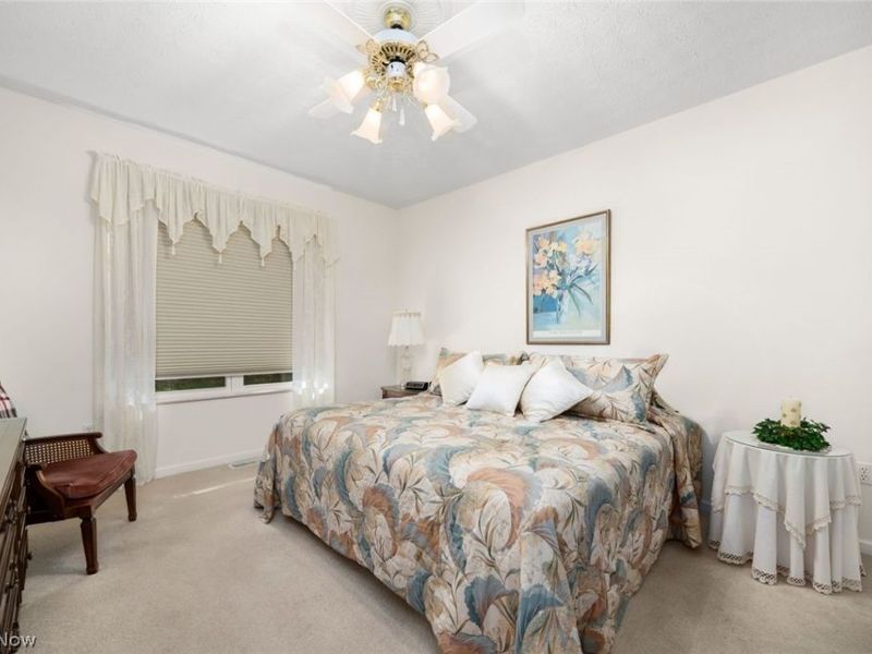 1990 Buckingham Drive, Avon, OH 44011 Photo 18