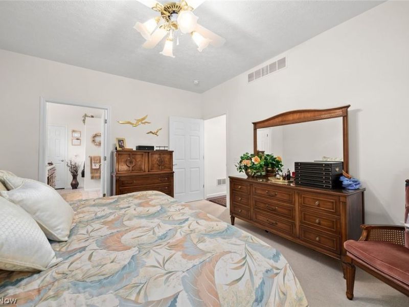 1990 Buckingham Drive, Avon, OH 44011 Photo 19
