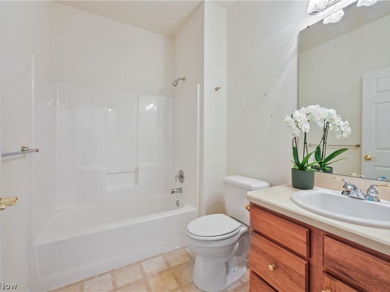 1990 Buckingham Drive, Avon, OH 44011 Photo 21