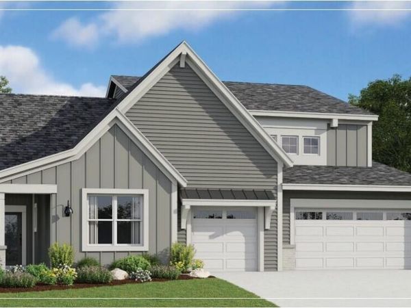 2291 Knapp Bluff Court NE, Grand Rapids, MI 49525