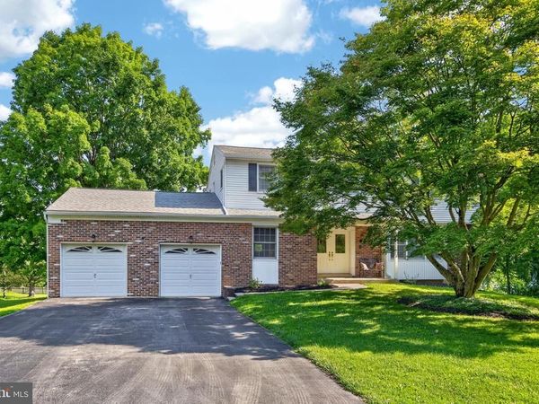 207 ALLEN DRIVE, EXTON, PA 19341