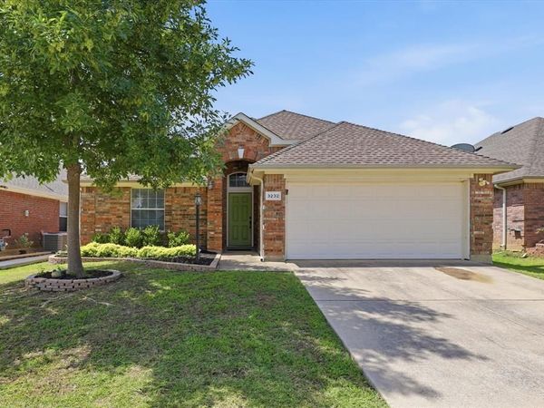 3232 Chesington Drive, Fort Worth, TX 76137