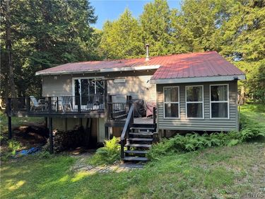 9036 Woods Road, Remsen, NY 13438