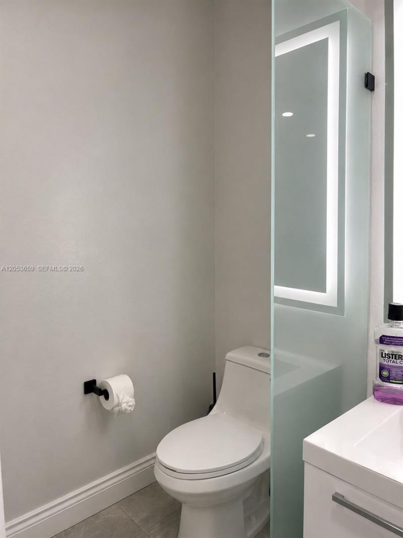 1040 SW 85th Ter, Pembroke Pines, FL 33025 Photo