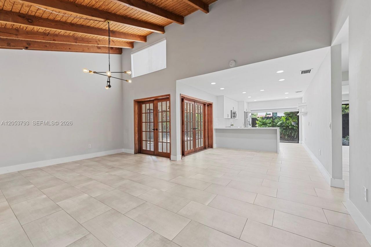 10932 SW 135th Ct Cir , Miami, FL 33186 Photo