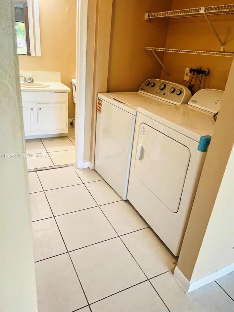 4613 NW 91st Ave, Sunrise, FL 33351 Photo