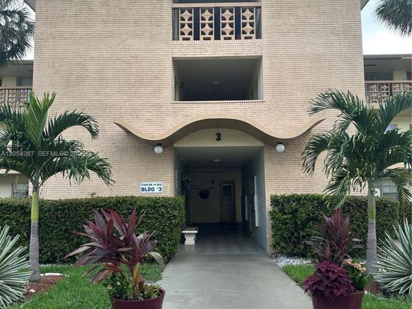 17050 NE 14th Ave , Unit 110, Miami, FL 33162