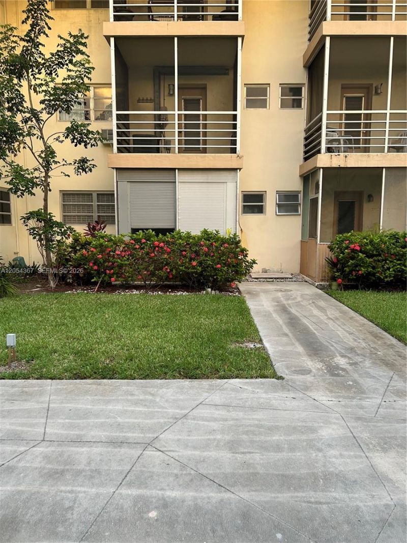 17050 NE 14th Ave , Unit 110, Miami, FL 33162 Photo