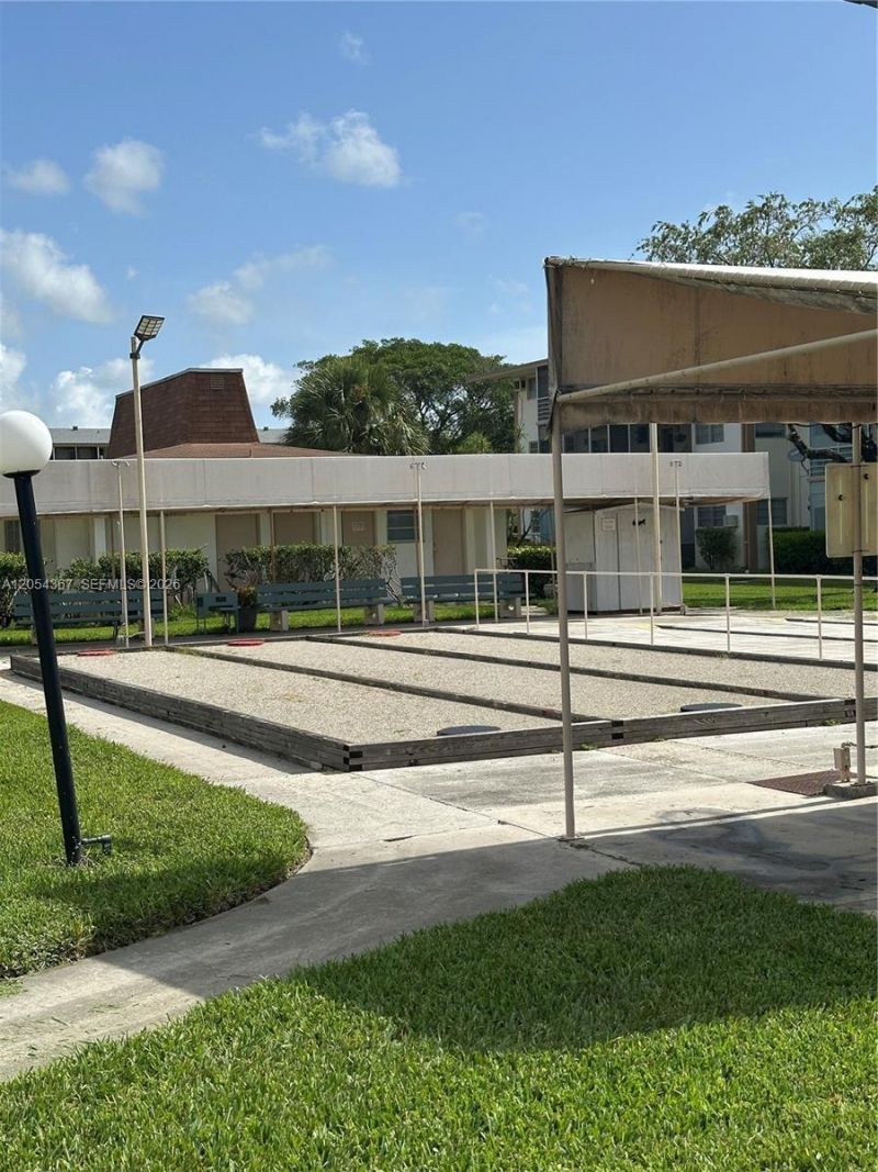 17050 NE 14th Ave , Unit 110, Miami, FL 33162 Photo