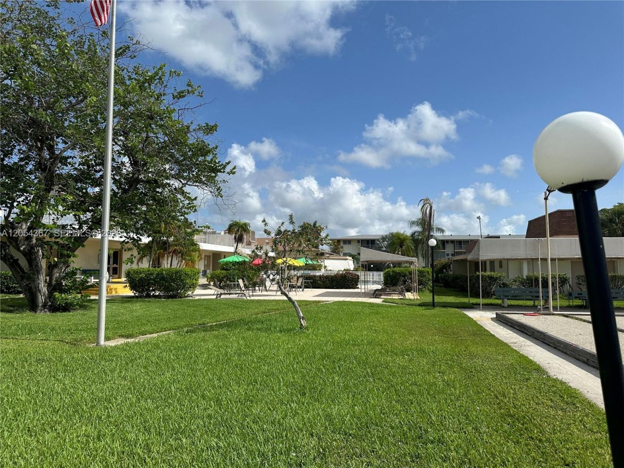 17050 NE 14th Ave , Unit 110, Miami, FL 33162 Photo