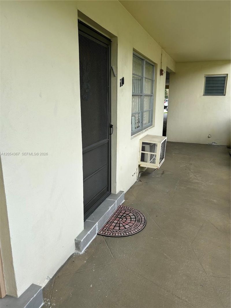 17050 NE 14th Ave , Unit 110, Miami, FL 33162 Photo