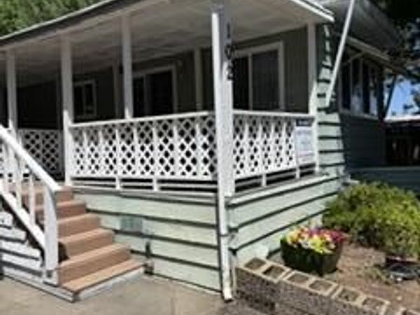 1055 N 5th Street, UNIT 102, Jacksonville, OR 97530