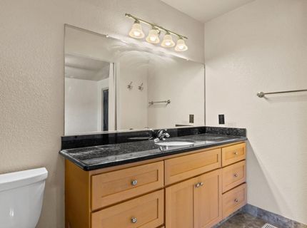 1730 Colombard Ct, Escalon, CA 95320 Photo