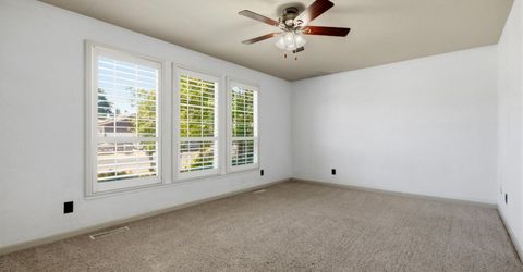 1730 Colombard Ct, Escalon, CA 95320 Photo
