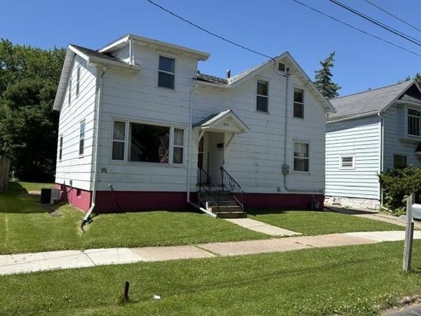 306 W BLODGETT STREET, Marshfield, WI 54449