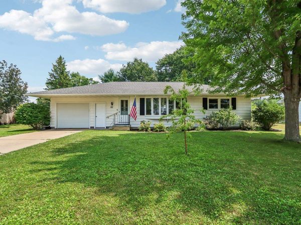 60 6th Street, Prairie Du Sac, WI 53578