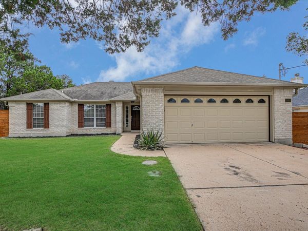 20601 Camel Back ST, Lago Vista, TX 78645