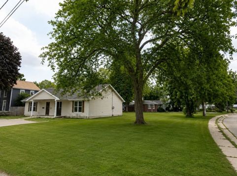 Main Photo