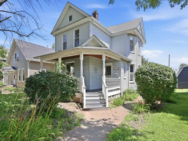 1810 15 Street , Moline, IL 61265