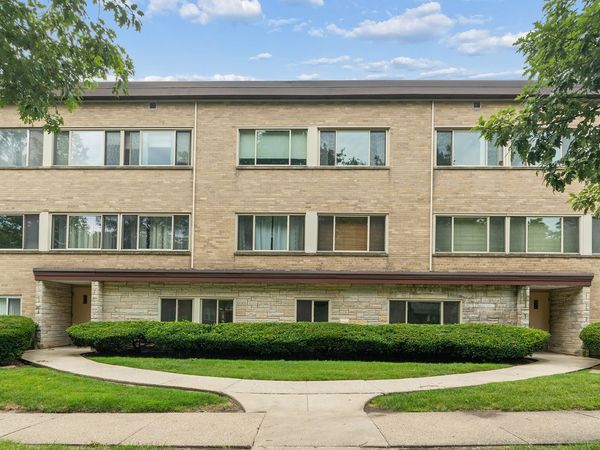2634 Central Drive , Unit 2E, Flossmoor, IL 60422