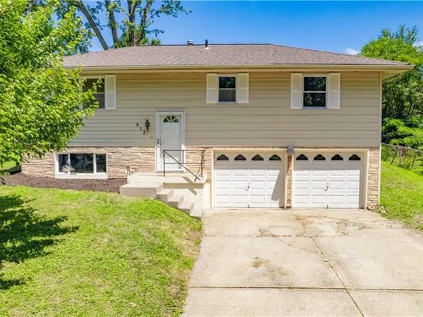 813 NE Wien Avenue, Blue Springs, MO 64014