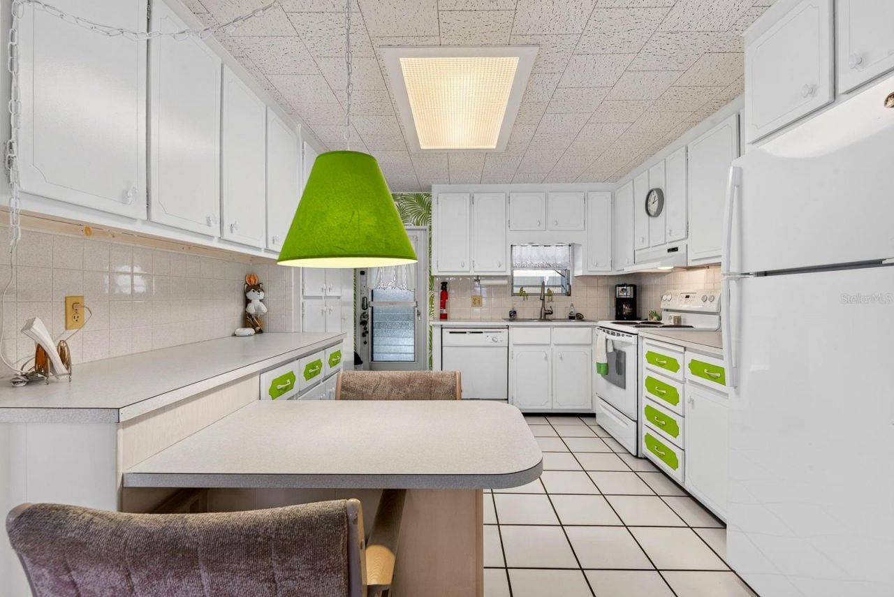 37 Caballo Way , Bradenton, FL 34209 Photo