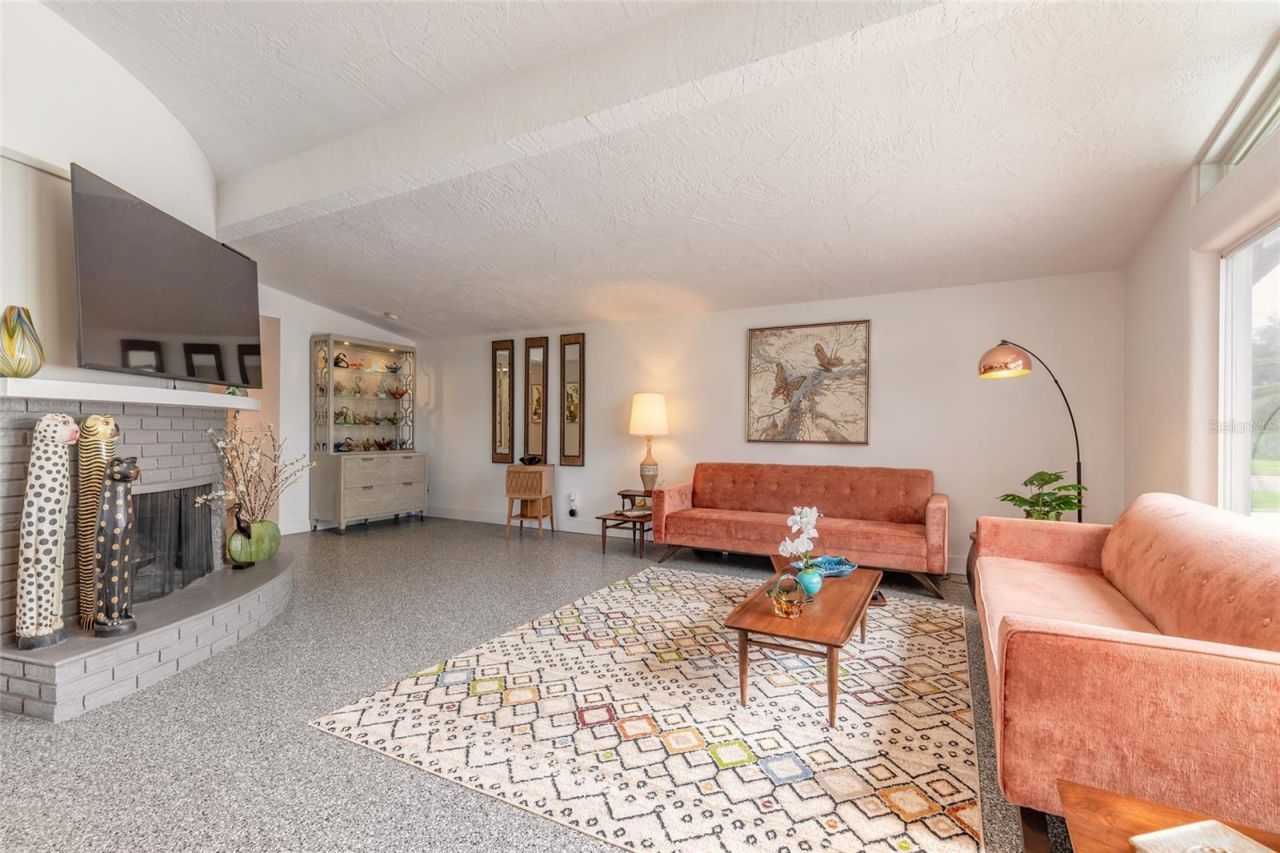 801 Fairway Drive, New Smyrna Beach, FL 32168 Photo