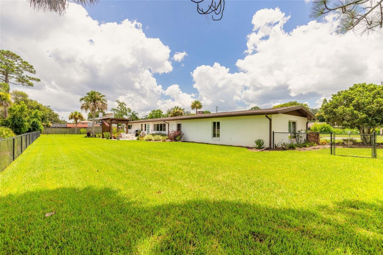 801 Fairway Drive, New Smyrna Beach, FL 32168 Photo